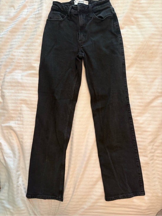 Hollister Denim - Hollister ultra high rise straight leg- Women's Jean